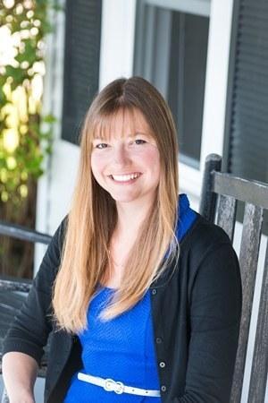 Mary MacIntosh, Broker Associate